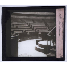 Le Palais-Bourbon. La salle des séances.