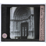 La Sculpture française d'après le musée de moulages du Trocadéro. I. Avant le XVIe siècle. Avallon. Église Saint Lazare. Porte de l'église.