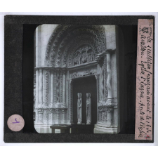 La Sculpture française d'après le musée de moulages du Trocadéro. I. Avant le XVIe siècle. Avallon. Église Saint Lazare. Porte de l'église.