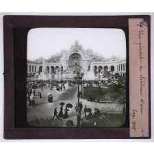 Champ de Mars expo 1900. Vue générale du château d'eau.