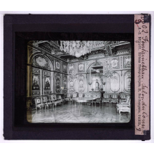 Le Palais de Fontainebleau. Salon du Conseil.