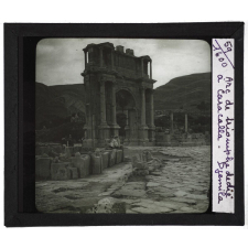 Algérie, Tunisie, Maroc. Arc de triomphe dédié à Caracalla. Djemila.