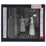 Un Hôpital de contagieux. Hôpital Pasteur. Distribution du lait.