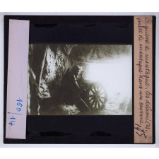 La Guerre de montagne dans les Dolomites (août 1915 - avril 1916). Pièce de montagne dans un caverne.