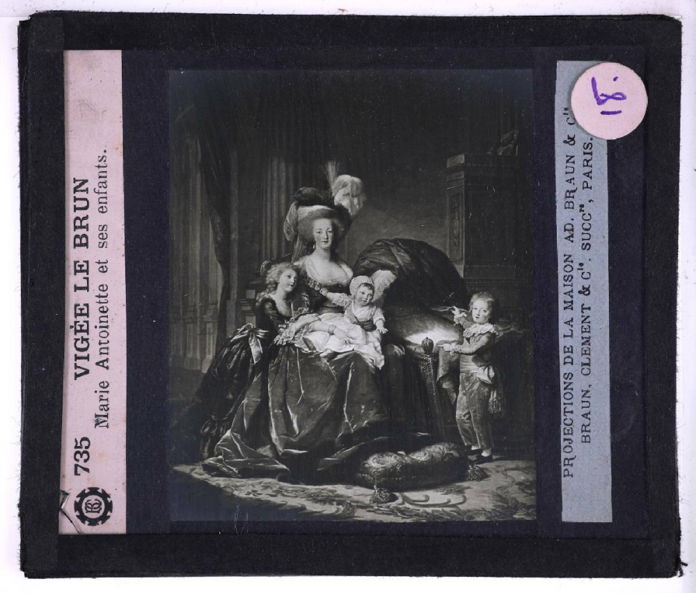Le Costume aux XVIIè et XVIIIè siècles. Vigée Le Brun. Marie Antoinette et ses enfants.