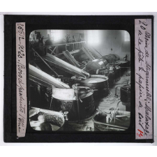 Le Bois et les produits de la forêt, industries forestières. Usine de Steyrermuhl. Malaxage de la pâte à papier de bois.