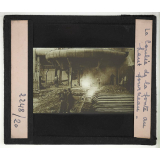 Fabrication de la fonte. La coulée de la fonte au haut-fourneau.