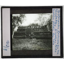 Cambodge exploration Fournereau. Pimean-Acas, ancien palais des rois.