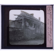 La Bataille de la Marne. Maison détruite à Barcy par un obus allemand.