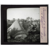 Algérie, Tunisie, Maroc. Campement de touristes à Touggourt.