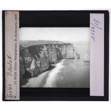 Haute Normandie (Eure, Seine-Inférieure). Etretat.