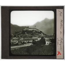 Suisse, les villes. Château de Bellinzona.