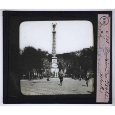 Les Fontaines artistiques de Paris. Fontaine du Châtelet (actuelle).