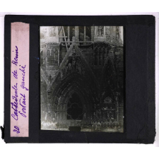 La Cathédrale de Reims. Portail gauche.