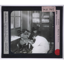 Un Hôpital de contagieux. Hôpital Pasteur. Vaccination.
