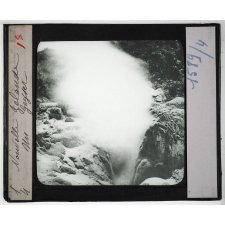Nouvelle-Zélande et Tasmanie. Série I Géographie physique et population. Un Geyser.