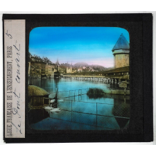 Suisse. Le pont couvert.