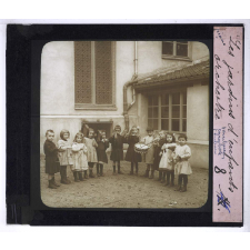 Les Jardins d'enfants et la méthode de Froebel. Orchestre.