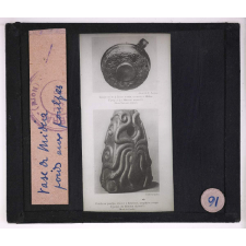 Art créto-mycénien. Vase de Midéa, poids aux poulpes.
