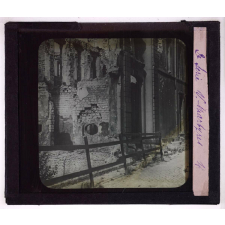 Villes martyres. Une maison détruite.