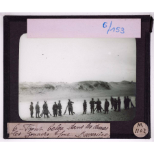 Le Front belge, les dunes, l'Yser. Dans les dunes, les zouaves font l'exercice.