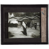 Turquie. Femme revenant de la Fontaine (La Cavalla).