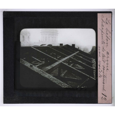 Le Béton armé. Charpente de toit soutenant une voûte.