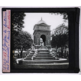 La Renaissance. J. Goujon, La Fontaine des Innocents, Paris.