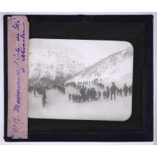 Le Ski. Manœuvre de l'école de ski à Névache.