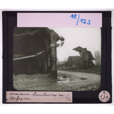 Le Front belge, les dunes, l'Yser. Maisons bombardées en Belgique.