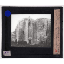 A travers le Bas-Languedoc. L'Eglise Saint-Pierre de Maguelone.