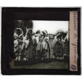 La Serbie. Costumes de femmes.