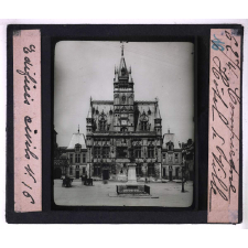 Architecture gothique II. - Constructions militaires, publiques et civiles. Compiègne. Hôtel de ville.