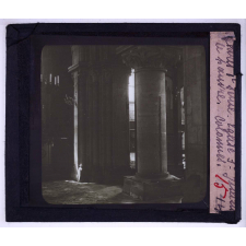 Histoire de Paris. I. Paris depuis la période gallo-romaine jusqu'à la fin du XIVè siècle. Église St Julien le pauvre. Colonnes.