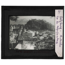 Autriche. Salzburg. Vue du Kapuzinerberg.