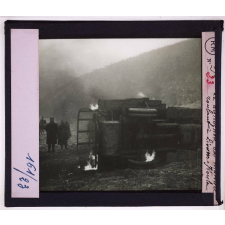 La Retraite des Serbes en Albanie après la campagne de 1915. La destruction du matériel roulant à Lioum-Koula.