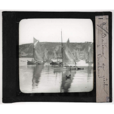 Angleterre : Sol, agriculture, pêche. Bateaux de pêche à Brischam.