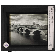 Orléanais sud du bassin de Paris. Orléans.