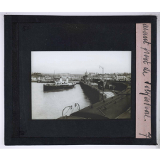 L'Outillage des grands ports de commerce modernes. L'avant-port de Folskestone.