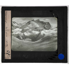 Glaciers. Les neiges éternelles.