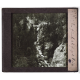 Suisse, montagnes, lacs. Vue générale de la gorge du Triège.