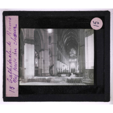 La Cathédrale de Reims. Nef prise du chœur.