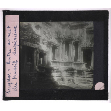 Les Ruines d'Angkor. Autre aspect du Massif supérieur.