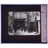 A la caserne. Sortie du quartier.