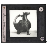 L'Art français des origines à 1800 - d'après les collections du Petit Palais (Exposition universelle de 1900). I. Moyen Âge et Renaissance. Aquamanile bronze XIIe.