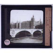 Paris au XVè siècle. Le palais de justice, vue actuelle.