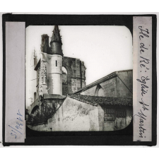 Sud-Ouest. Ile de Ré : Eglise St Martin.