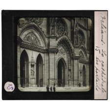 Orléanais sud du bassin de Paris. Orléans. La cathédrale. Les portails.