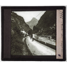 Suisse, montagnes, lacs. Route du Simplon.