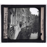 La Hollande. Amsterdam, vieilles maison sur le canal.